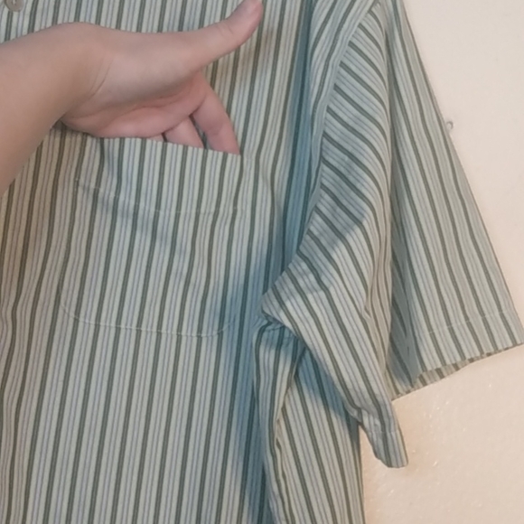 Van Heusen 2XL No Iron Button Down Shirt Short Sleeve Green Stripes 18-18.5 - Picture 5 of 11